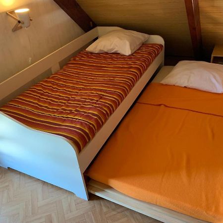 Chaleureux Chalet En Bord De Mer แมร์วิลล์-ฟรองซีวิลล์-พลาจ ภายนอก รูปภาพ